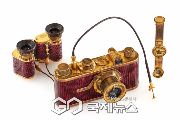 Leica M3 Queen Elizabeth / Leica MP Black Paint No. MP-114 / Leica I Mod. A Luxus [사진 제공=라이카 카메라 코리아]