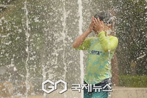 [속보] 서울 낮 기온 29.8℃...전국 비 내린 후 내일 낮 5~8도 뚝