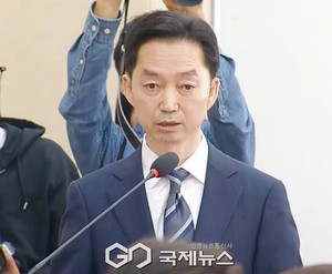 중수청장 첫 출근한 김지용…임명식은 내주로 연기